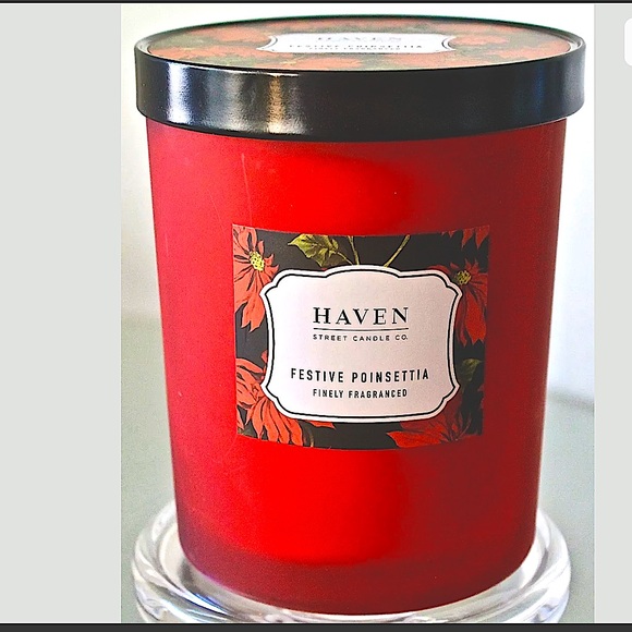 HAVEN STREET CANDLE FESTIVE POINSETTIA SCENTED NEW - Picture 1 of 4